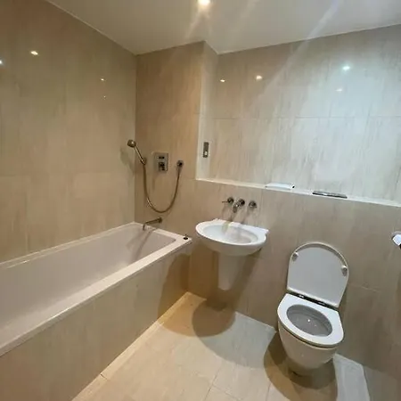 Lovely 2-Bedroom Apartment In Edgbaston Hemisphere Apartment